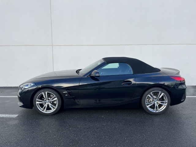 BMW Z4 sDrive20i Cabrio color Negro. Año 2025. 145KW(197CV). Gasolina. En concesionario Novomóvil Oleiros de Coruña