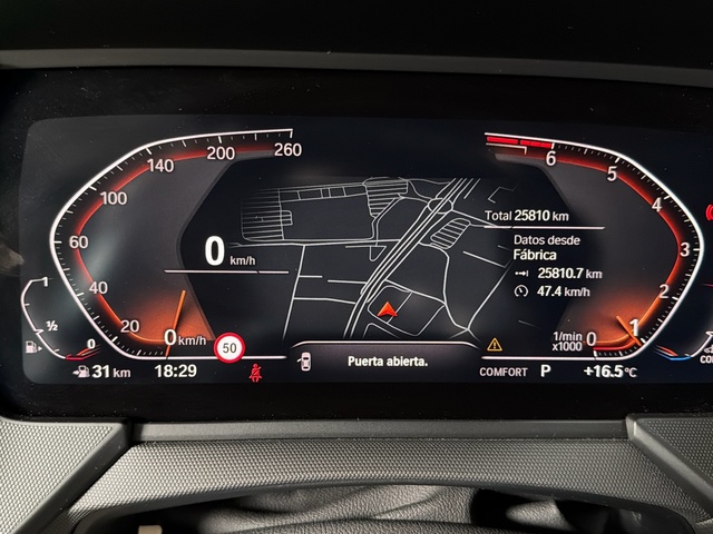 BMW Serie 1 118i color Blanco. Año 2024. 103KW(140CV). Gasolina. En concesionario Triocar Gijón (Bmw y Mini) de Asturias