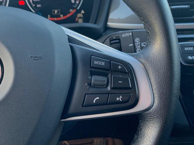 BMW X1 sDrive18d color Blanco. Año 2020. 110KW(150CV). Diésel. En concesionario Unicars Ponent de Lleida