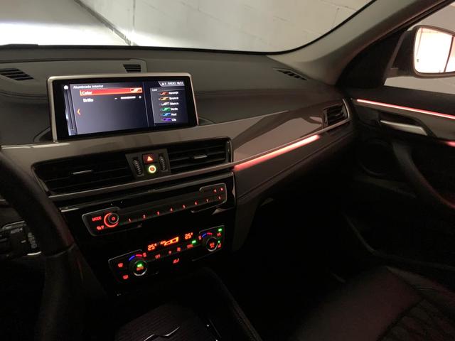 BMW X1 sDrive18d color Blanco. Año 2020. 110KW(150CV). Diésel. En concesionario Unicars Ponent de Lleida