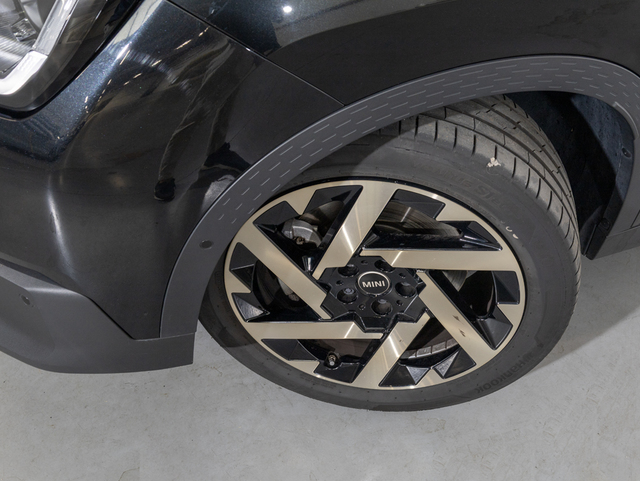 fotoG 10 del MINI MINI Countryman C 125 kW (170 CV) 170cv Gasolina del 2024 en Girona