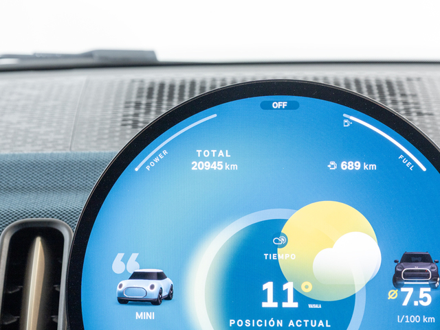 fotoG 14 del MINI MINI Countryman C 125 kW (170 CV) 170cv Gasolina del 2024 en Girona