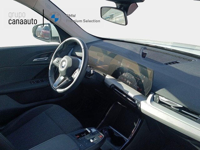 BMW X1 xDrive25e color Blanco. Año 2024. 180KW(245CV). Híbrido Electro/Gasolina. En concesionario TACO de Sta. C. Tenerife