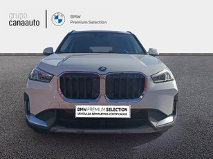 Fotos de BMW X1 xDrive25e color Blanco. Año 2024. 180KW(245CV). Híbrido Electro/Gasolina. En concesionario TACO de Sta. C. Tenerife