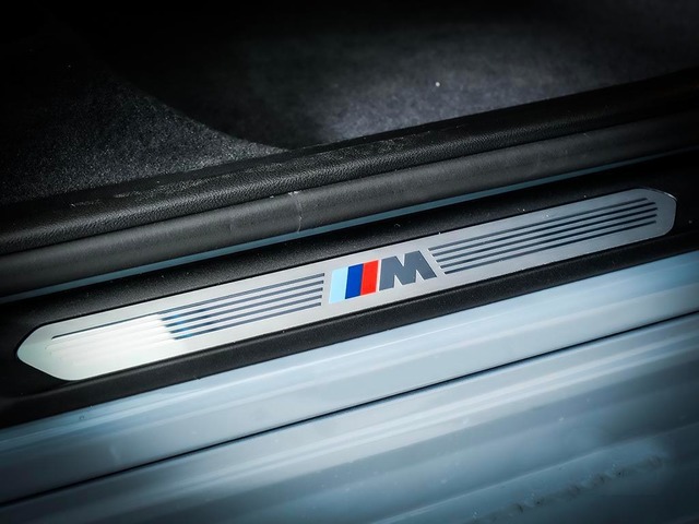 BMW X3 xDrive30e color Gris. Año 2023. 215KW(292CV). Híbrido Electro/Gasolina. En concesionario Oliva Motor Girona de Girona