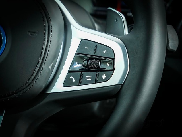 BMW X3 xDrive30e color Gris. Año 2023. 215KW(292CV). Híbrido Electro/Gasolina. En concesionario Oliva Motor Girona de Girona