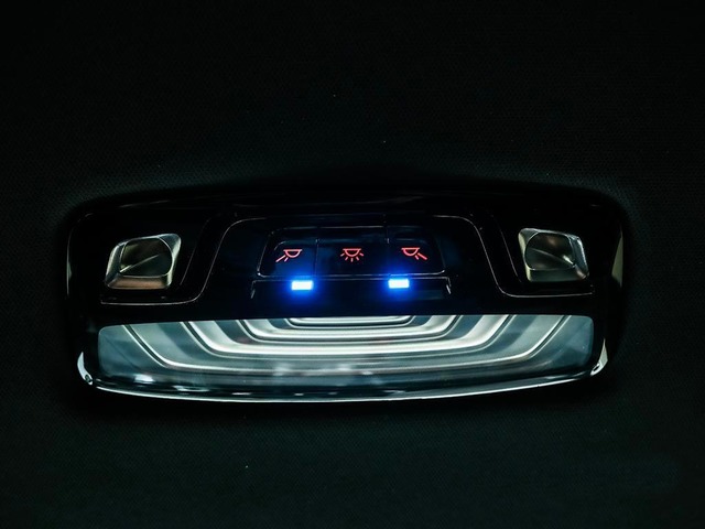 BMW X3 xDrive30e color Gris. Año 2023. 215KW(292CV). Híbrido Electro/Gasolina. En concesionario Oliva Motor Girona de Girona