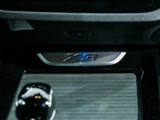 BMW X3 xDrive30e color Gris. Año 2023. 215KW(292CV). Híbrido Electro/Gasolina. En concesionario Oliva Motor Girona de Girona