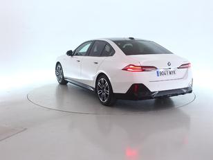 BMW Serie 5 520d color Blanco. Año 2025. 145KW(197CV). Diésel. 