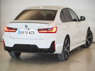 BMW Serie 3 330e color Blanco. Año 2025. 215KW(292CV). Híbrido Electro/Gasolina. 