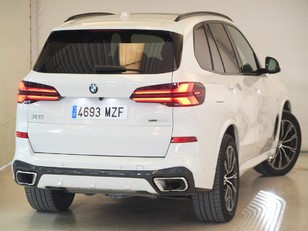 BMW X5 xDrive30d color Blanco. Año 2025. 219KW(298CV). Diésel. 