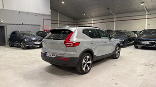 Volvo XC40 B3 G Ocasión 120 KW (163CV) - 33