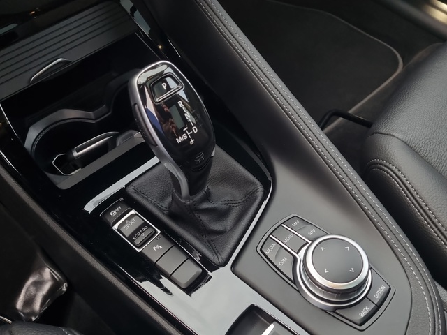 BMW X1 sDrive18d color Gris. Año 2022. 110KW(150CV). Diésel. En concesionario Benigar Alzira de Valencia