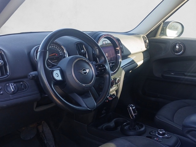 fotoG 9 del MINI MINI Countryman Cooper 100 kW (136 CV) 136cv Gasolina del 2022 en Vizcaya