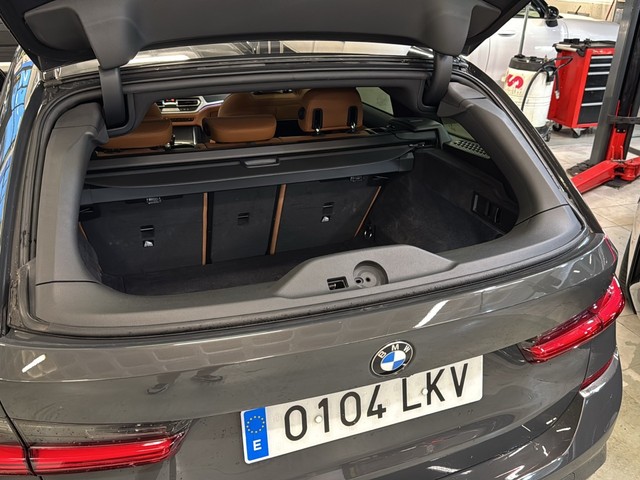 BMW Serie 3 320d Touring color Gris. Año 2020. 140KW(190CV). Diésel. En concesionario Enekuri Motor de Vizcaya