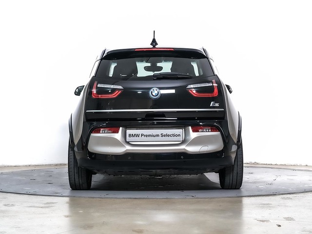 BMW i3 S 120Ah color Gris Plata. Año 2021. 135KW(184CV). Eléctrico. En concesionario Oliva Motor Tarragona de Tarragona