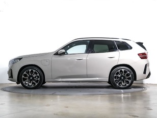 Fotos de BMW X3 xDrive30e color Gris. Año 2025. 220KW(299CV). Híbrido Electro/Gasolina. En concesionario Oliva Motor Tarragona de Tarragona