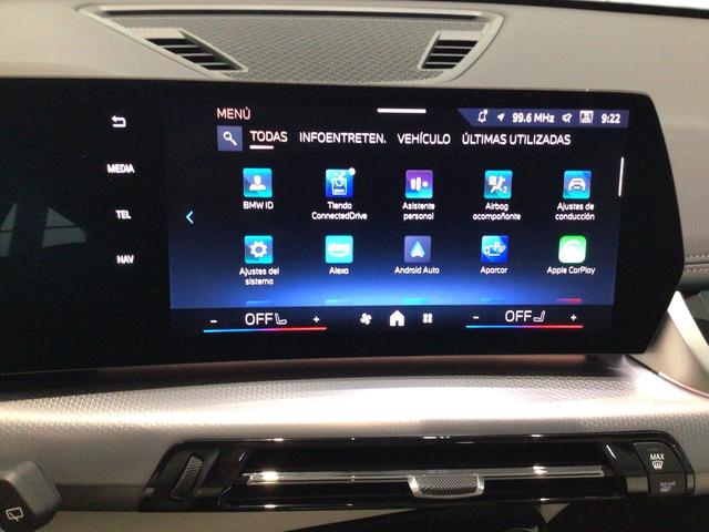 BMW iX1 eDrive20 color Verde. Año 2025. 150KW(204CV). Eléctrico. En concesionario Automotor Premium Velázquez - Málaga de Málaga