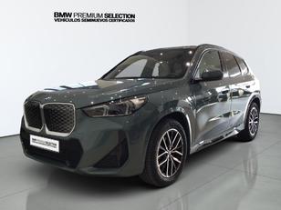 Fotos de BMW iX1 eDrive20 color Verde. Año 2025. 150KW(204CV). Eléctrico. En concesionario Automotor Premium Velázquez - Málaga de Málaga