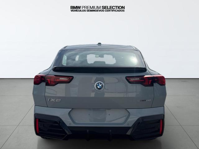 fotoG 4 del BMW iX2 eDrive20 150 kW (204 CV) 204cv Eléctrico del 2025 en Málaga