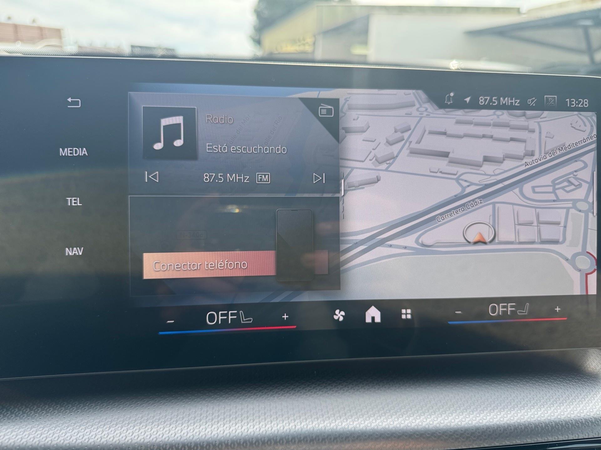 BMW iX2 eDrive20 color Gris. Año 2025. 150KW(204CV). Eléctrico. En concesionario Automotor Premium Marbella - Málaga de Málaga