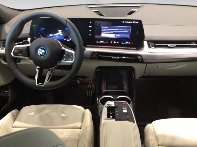 fotoG 6 del BMW iX2 eDrive20 150 kW (204 CV) 204cv Eléctrico del 2025 en Málaga