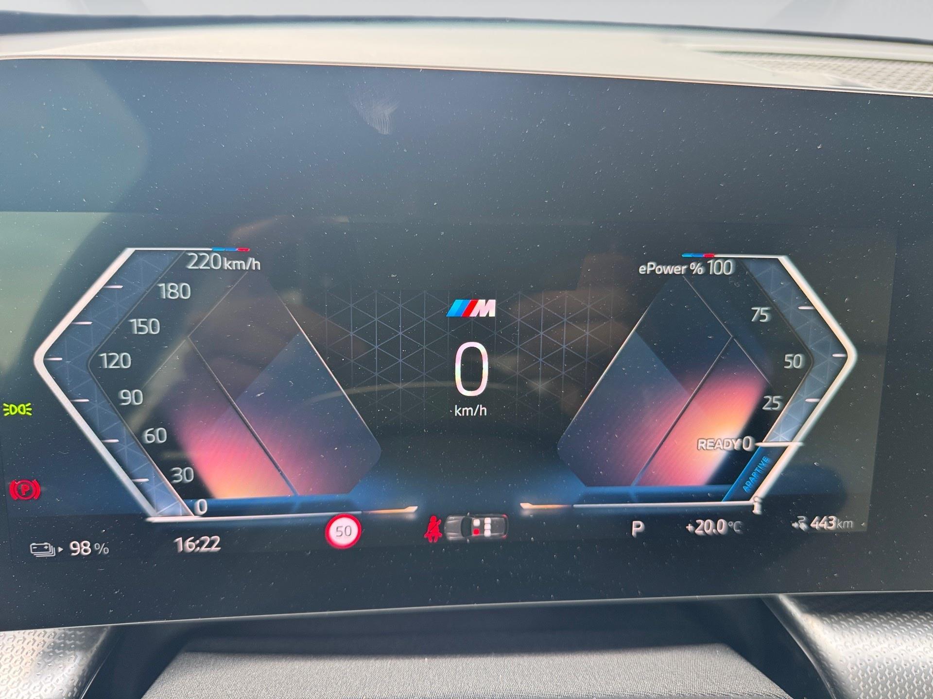 BMW iX1 eDrive20 color Blanco. Año 2025. 150KW(204CV). Eléctrico. En concesionario Automotor Premium Marbella - Málaga de Málaga