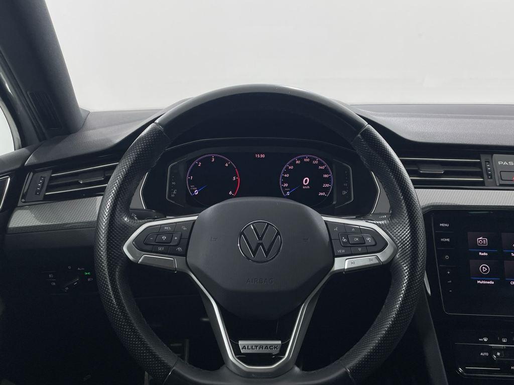 Volkswagen Passat Alltrack 2.0 TDI en Barcelona