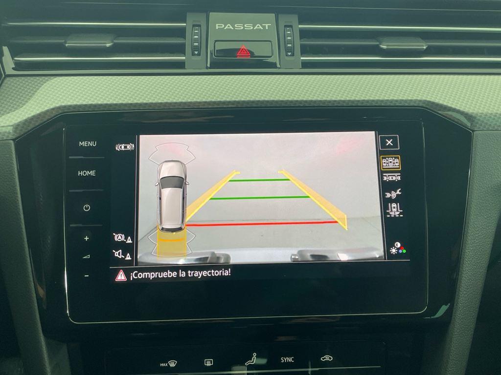 Volkswagen Passat Alltrack 2.0 TDI en Barcelona