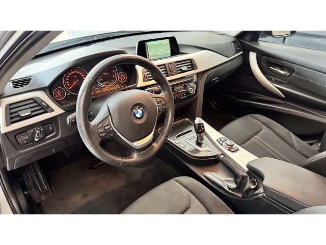 BMW Serie 3 318d Touring 110 kW (150 CV)