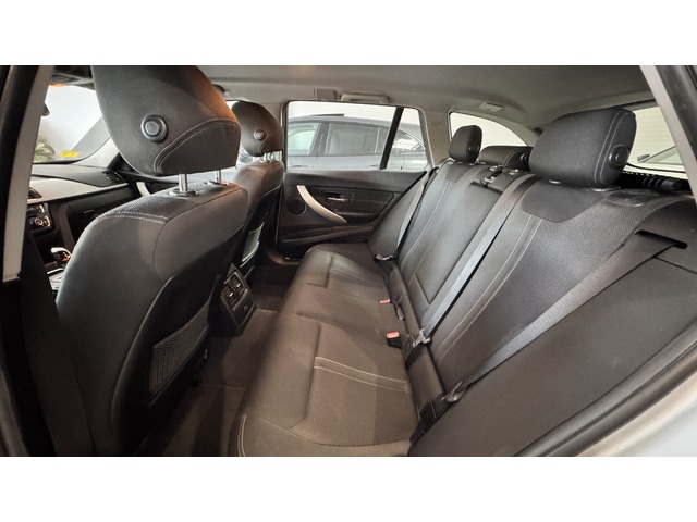 BMW Serie 3 318d Touring 110 kW (150 CV)