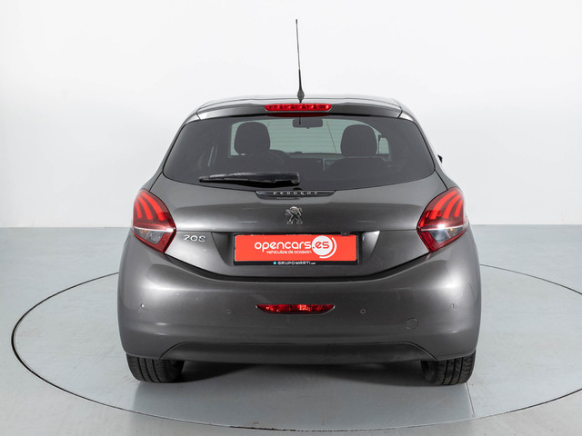 Peugeot 208 PureTech 82
