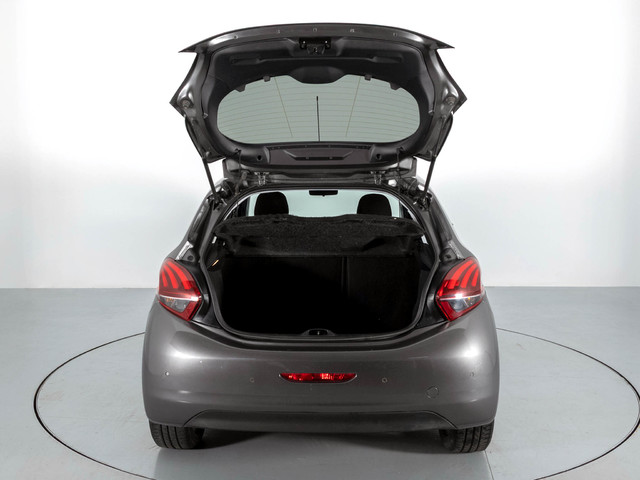 Peugeot 208 PureTech 82