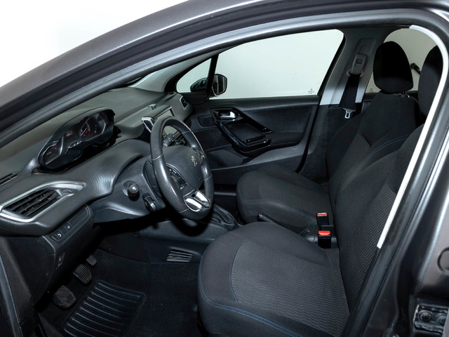 Peugeot 208 PureTech 82