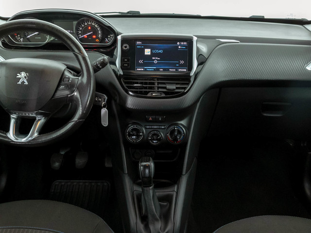 Peugeot 208 PureTech 82