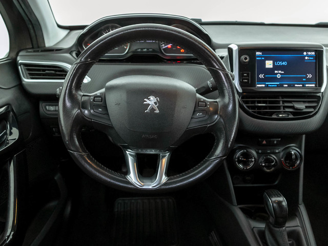 Peugeot 208 PureTech 82