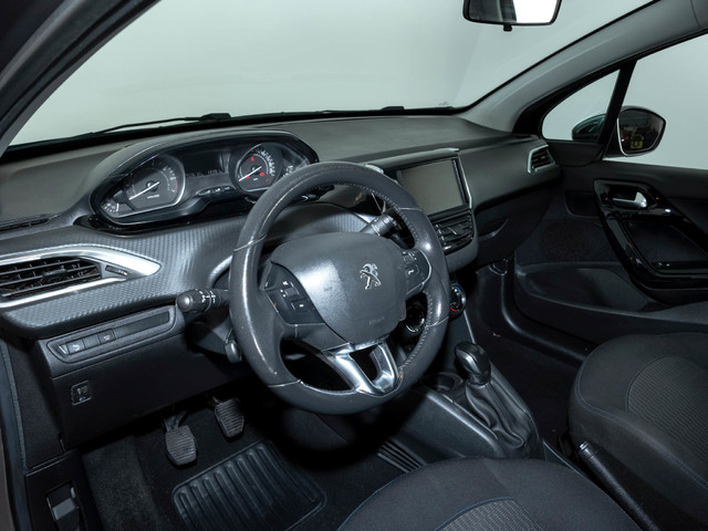 Peugeot 208 PureTech 82