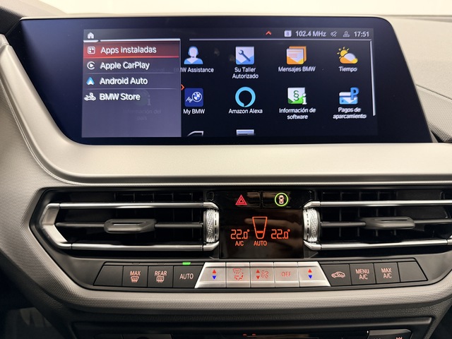 BMW Serie 1 118d color Azul. Año 2024. 110KW(150CV). Diésel. En concesionario Maberauto de Castellón