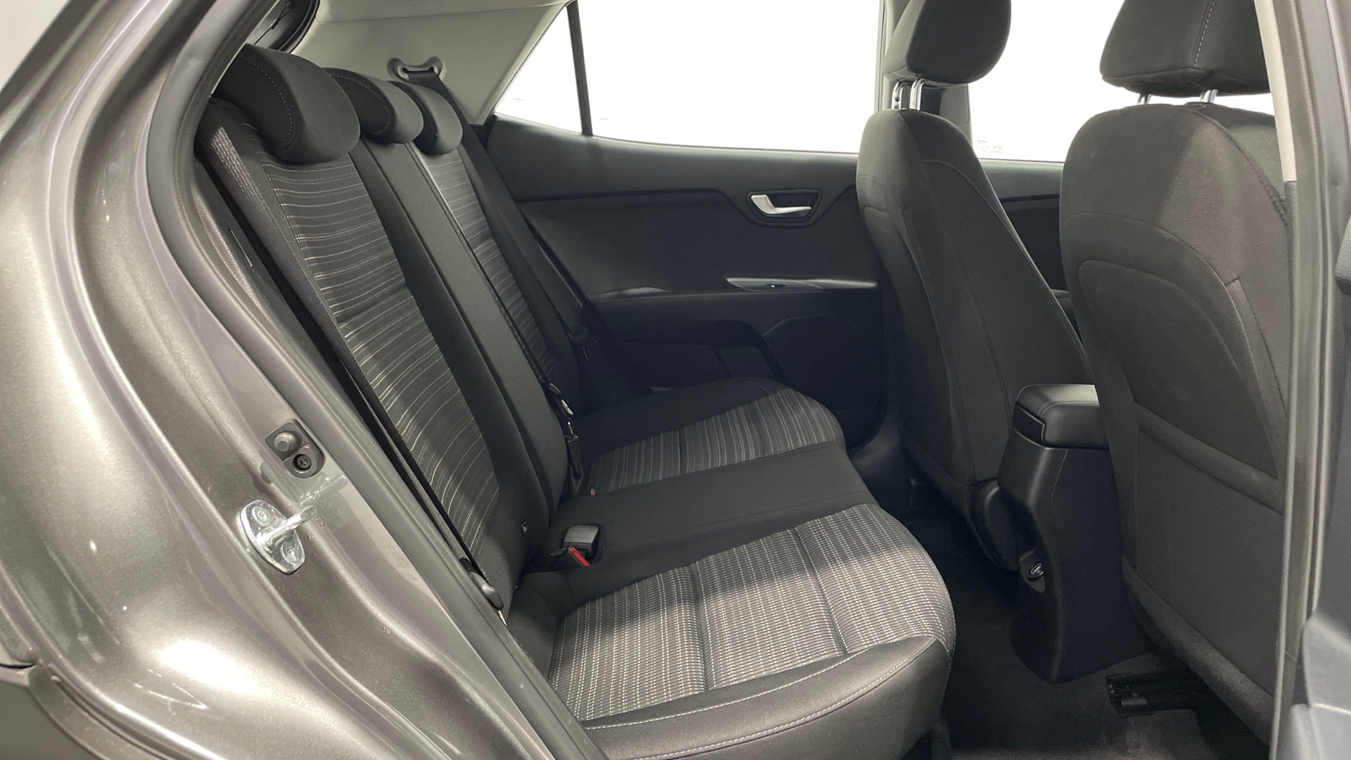 Kia Stonic 1.0 T-GDi MHEV en Barcelona