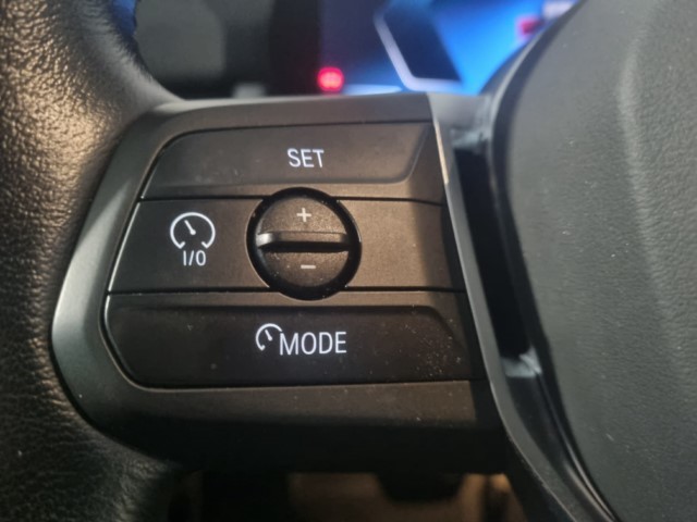 BMW X1 sDrive18d color Negro. Año 2023. 110KW(150CV). Diésel. En concesionario Lurauto - Gipuzkoa de Guipuzcoa