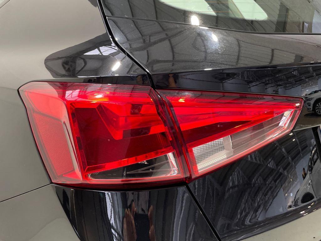 SEAT Arona 1.0 TSI en Barcelona