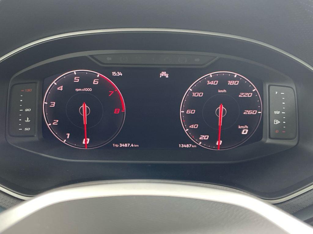 SEAT Arona 1.0 TSI en Barcelona