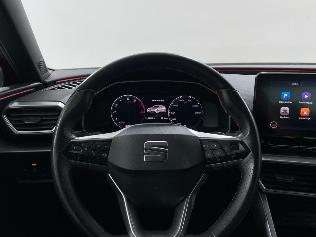 SEAT León 1.5 eTSI en Barcelona