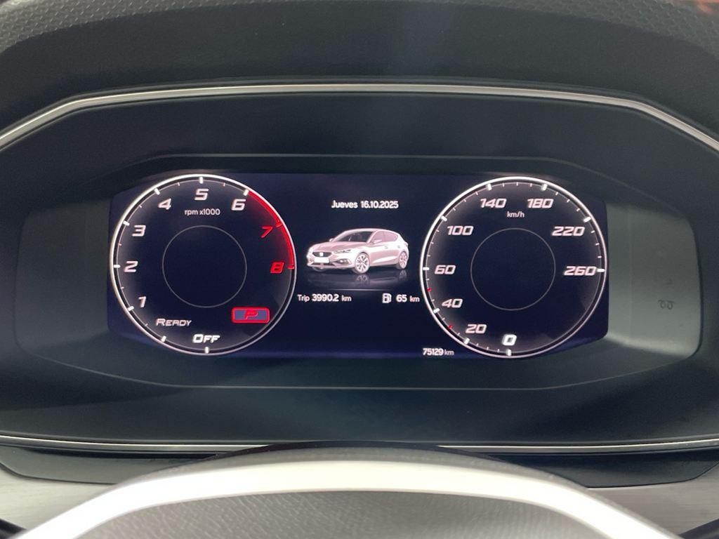 SEAT León 1.5 eTSI en Barcelona