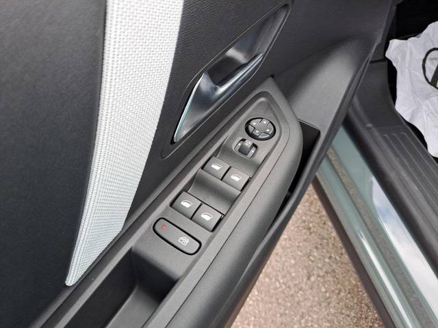 Citroen C4 Hybrid 145 e-DCS6 Max 107 kW (145 CV)