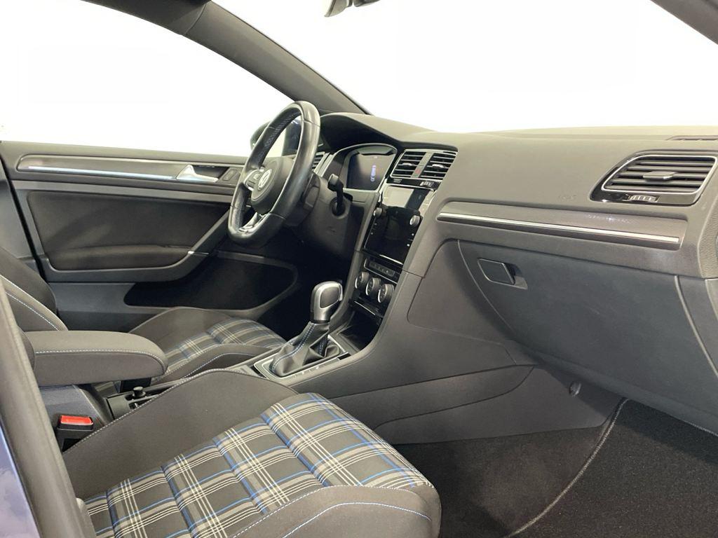 Volkswagen Golf 1.4 TSI en Barcelona