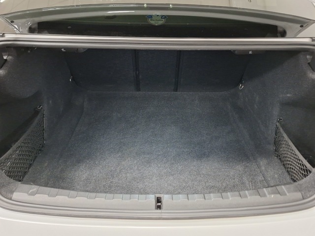 BMW Serie 3 318d color Blanco. Año 2020. 110KW(150CV). Diésel. En concesionario Automoviles Bertolin, S.L. de Valencia