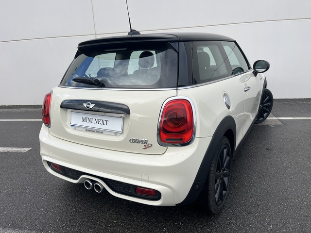 fotoG 3 del MINI MINI Cooper SD Auto 125  kW (170 CV) 170cv Diésel del 2018 en Coruña
