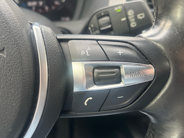 BMW Serie 1 118d color Negro. Año 2018. 110KW(150CV). Diésel. En concesionario Pruna Motor de Barcelona