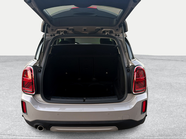 fotoG 18 del MINI MINI Countryman Cooper 100 kW (136 CV) 136cv Gasolina del 2021 en Granada